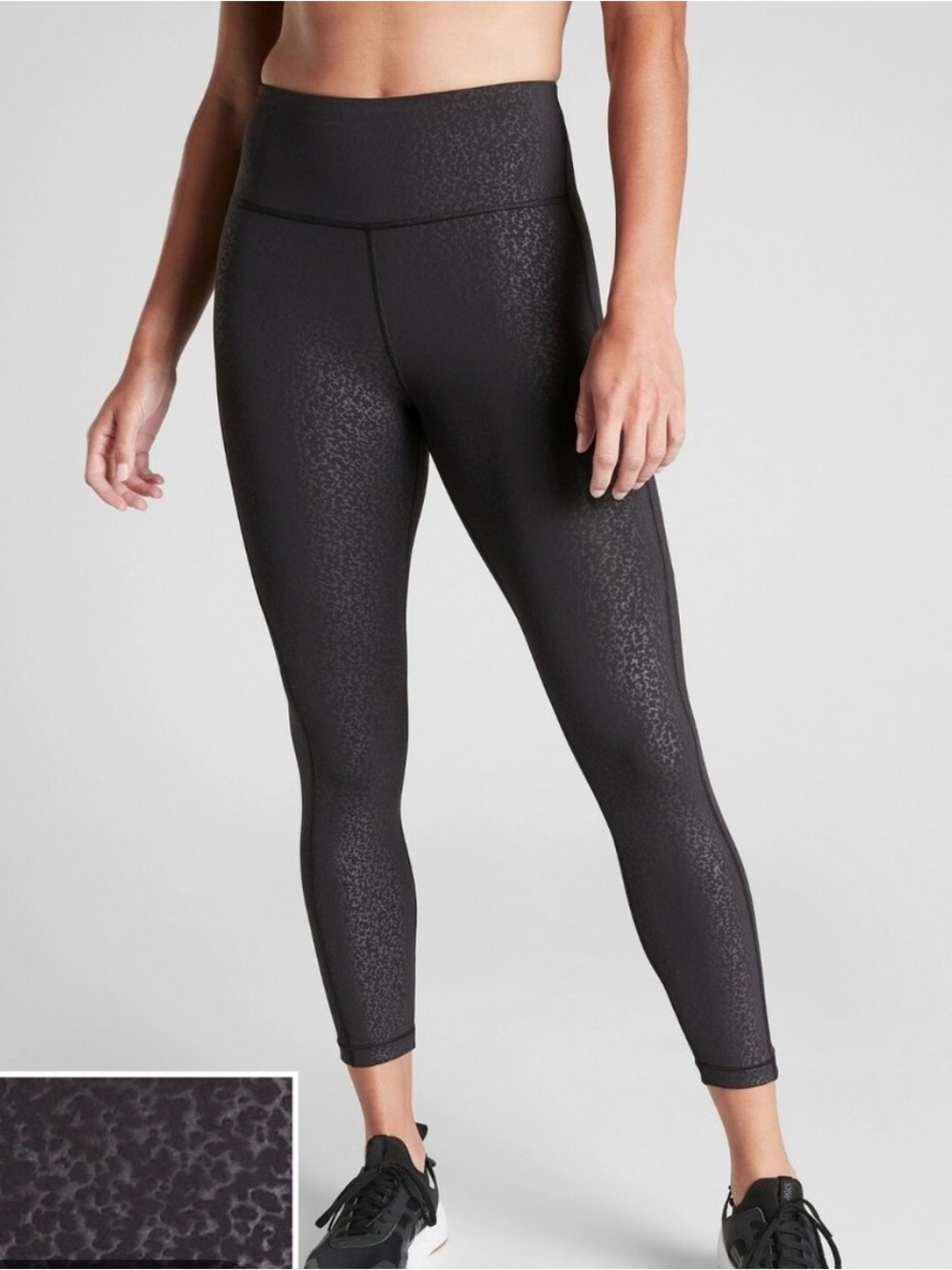 Athleta Ultimate Stash Pocket Embossed 7/8 Tight,